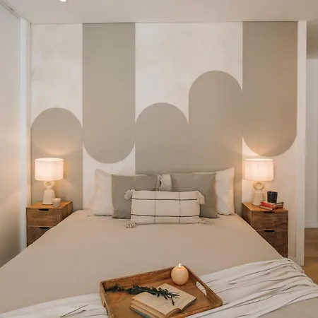 Апартаменты Orbetello - Cozy 1 Bedroom And Parking In Alvalade *